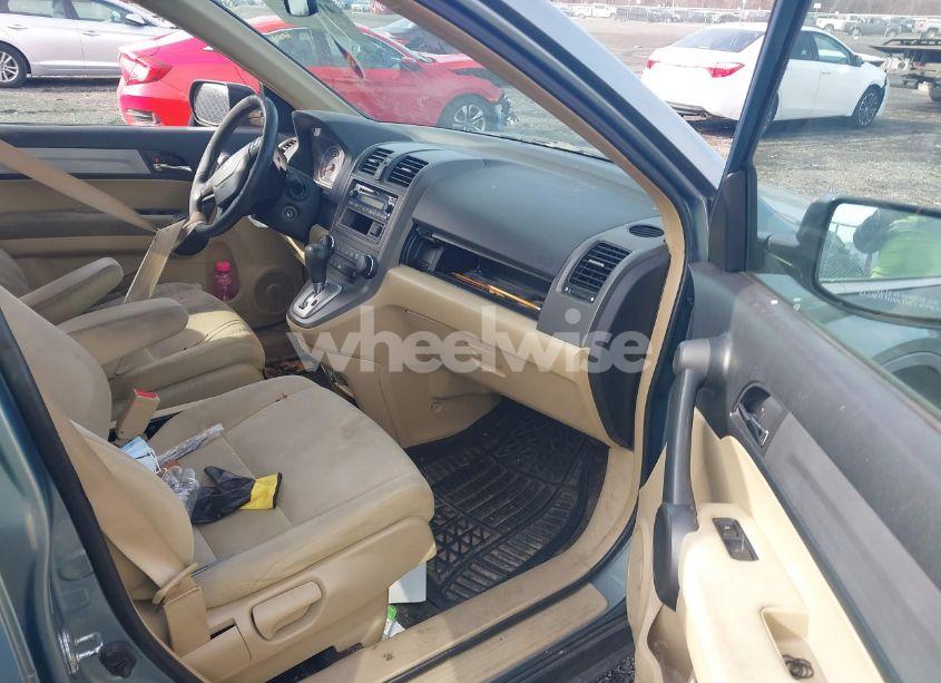 Photo 5 of 2010 Honda Cr-v LX (VIN 5J6RE4H36AL013828)