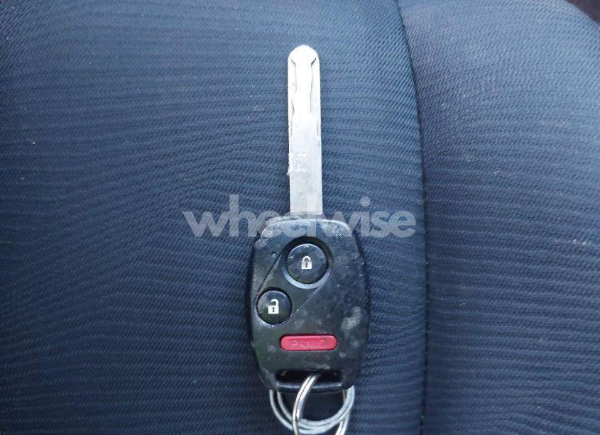 Photo 11 of 2010 Honda Cr-v LX (VIN 5J6RE4H36AL068067)