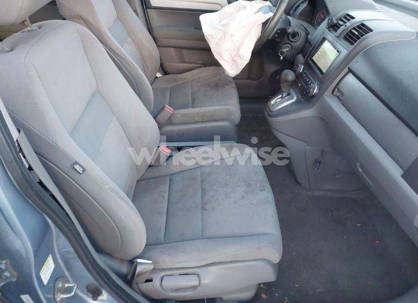 Photo 5 of 2011 Honda Cr-v LX (VIN 5J6RE4H36BL018836)