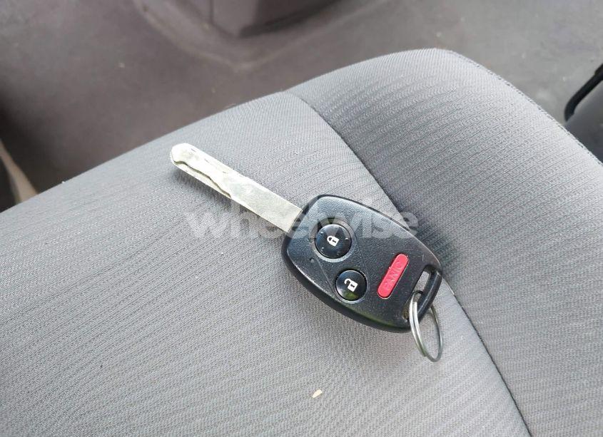 Photo 11 of 2010 Honda Cr-v LX (VIN 5J6RE4H37AL051486)