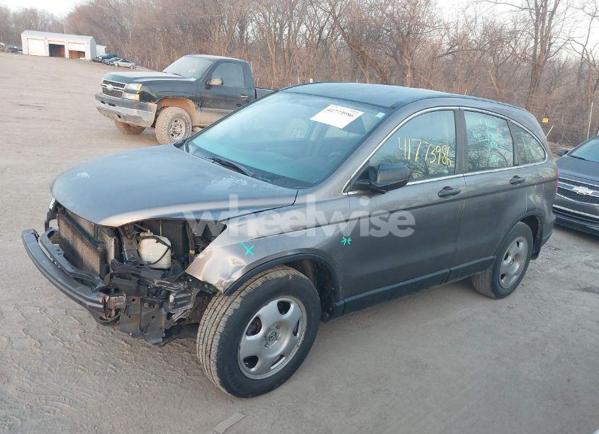 Photo 2 of 2011 Honda Cr-v LX (VIN 5J6RE4H37BL013161)