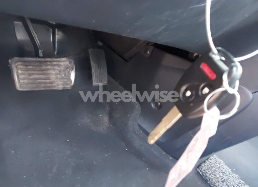 Photo 11 of 2011 Honda Cr-v LX (VIN 5J6RE4H37BL093268)