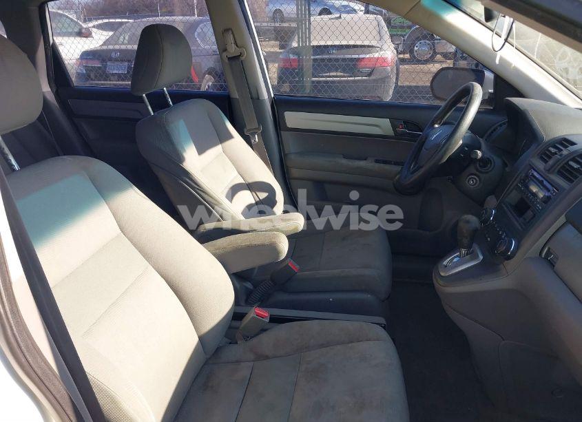 Photo 5 of 2011 Honda Cr-v LX (VIN 5J6RE4H37BL113938)