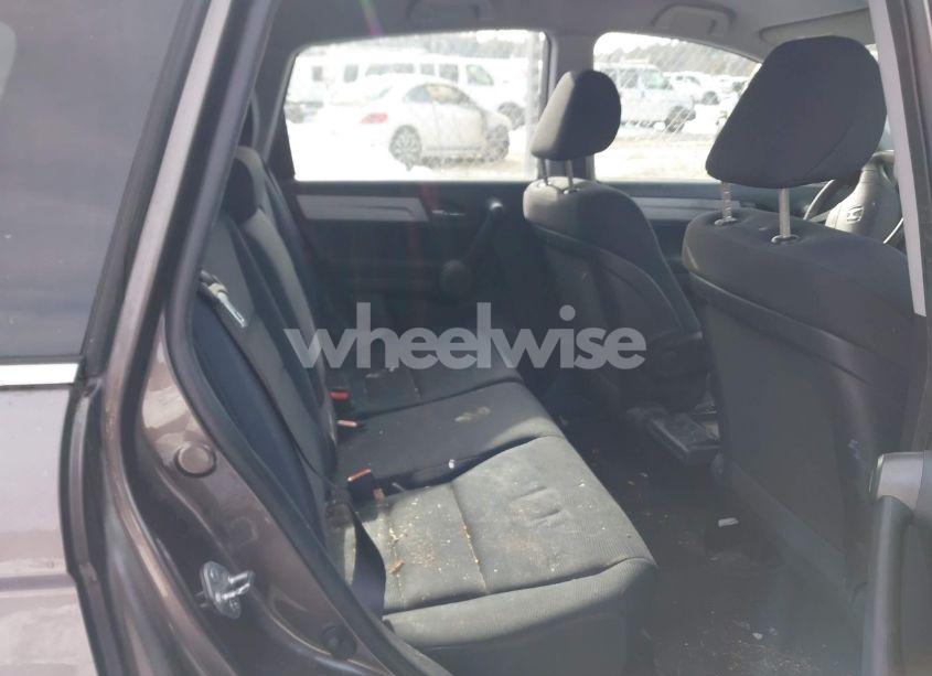 Photo 8 of 2011 Honda Cr-v LX (VIN 5J6RE4H37BL121599)