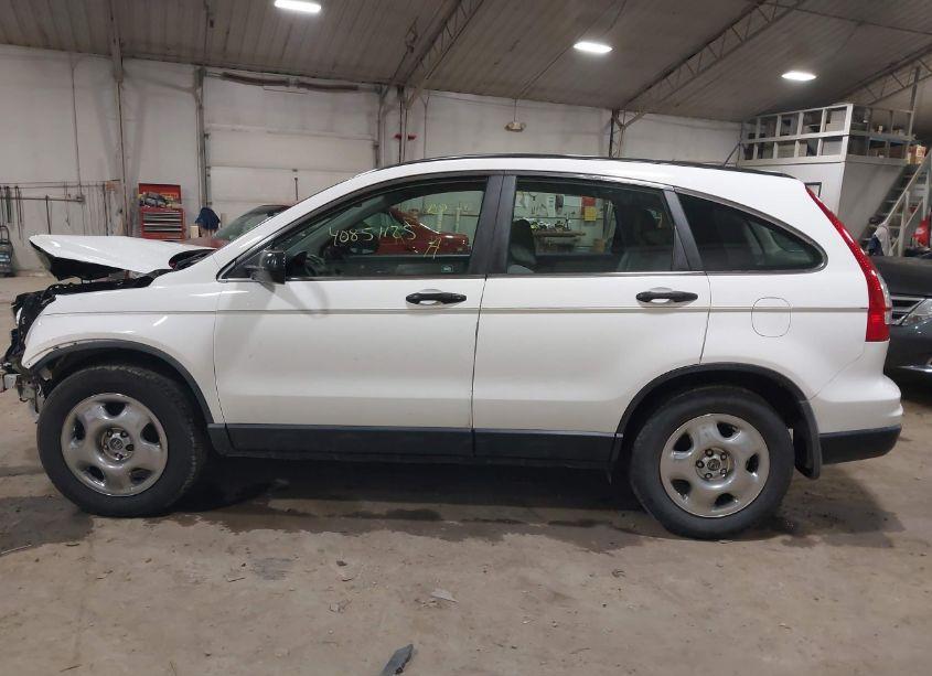 Photo 14 of 2011 Honda Cr-v LX (VIN 5J6RE4H38BL013895)