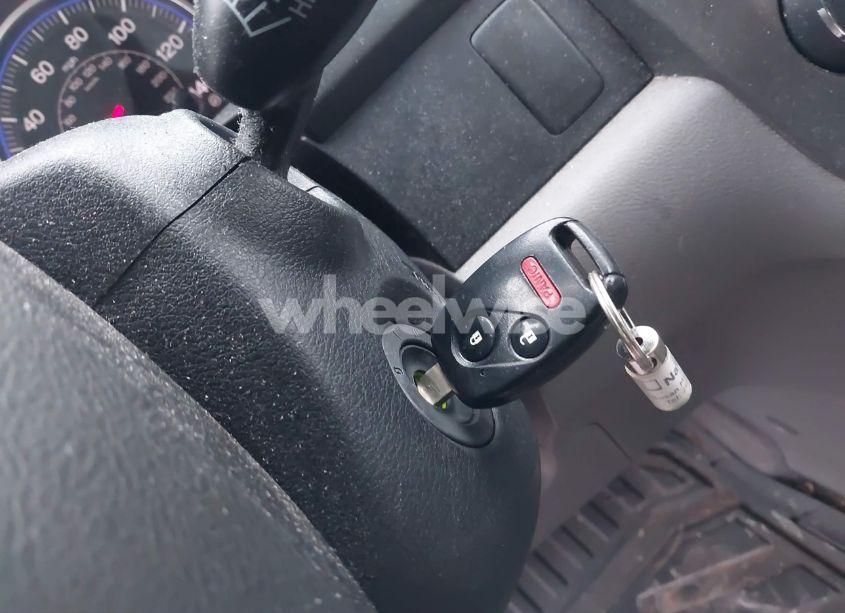 Photo 11 of 2011 Honda Cr-v LX (VIN 5J6RE4H38BL025982)