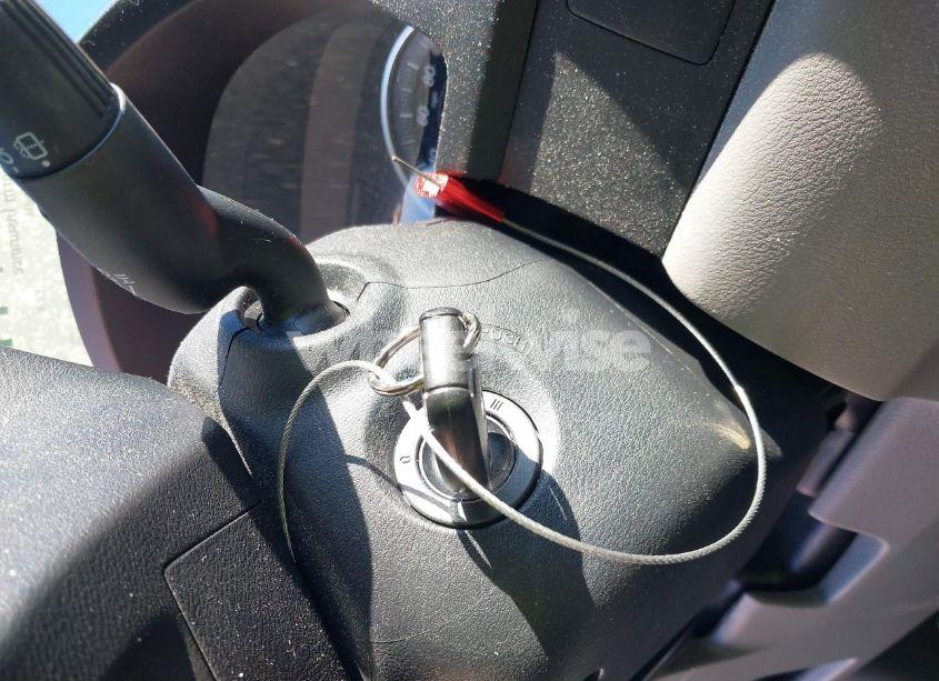 Photo 11 of 2011 Honda Cr-v LX (VIN 5J6RE4H38BL073918)