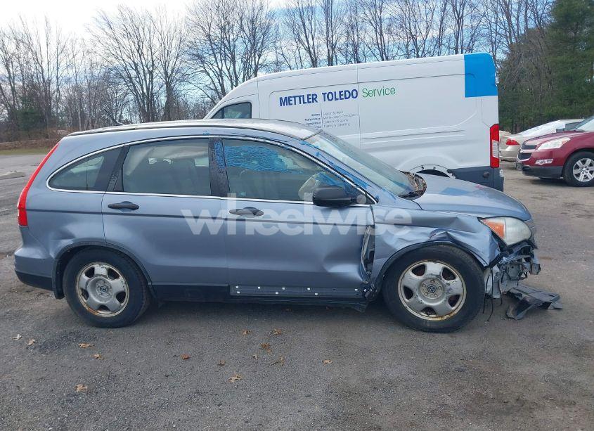 Photo 6 of 2011 Honda Cr-v LX (VIN 5J6RE4H38BL105086)