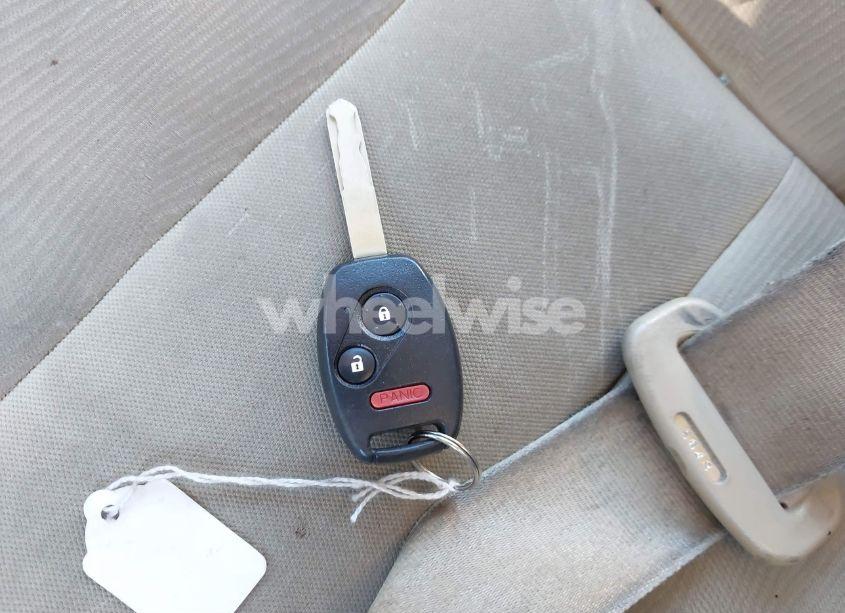 Photo 11 of 2010 Honda Cr-v LX (VIN 5J6RE4H39AL022491)