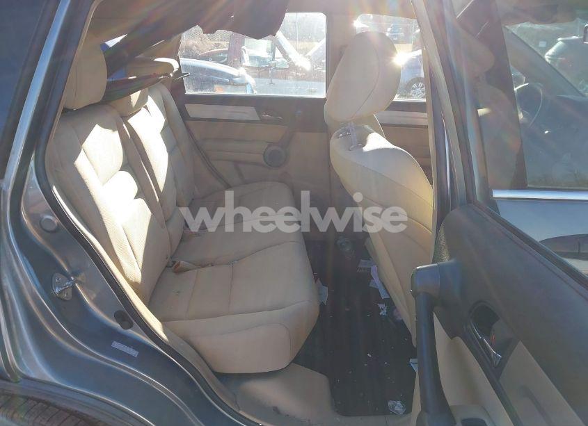 Photo 8 of 2010 Honda Cr-v LX (VIN 5J6RE4H39AL022491)