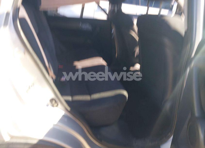 Photo 8 of 2010 Honda Cr-v LX (VIN 5J6RE4H39AL048895)