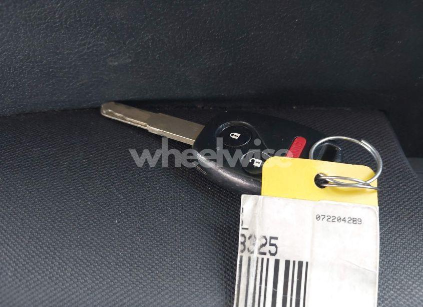 Photo 11 of 2010 Honda Cr-v LX (VIN 5J6RE4H39AL098325)