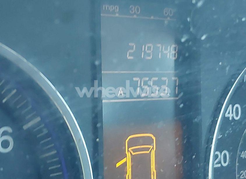 Photo 15 of 2011 Honda Cr-v LX (VIN 5J6RE4H39BL002422)