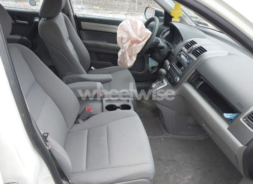 Photo 5 of 2011 Honda Cr-v LX (VIN 5J6RE4H39BL100186)