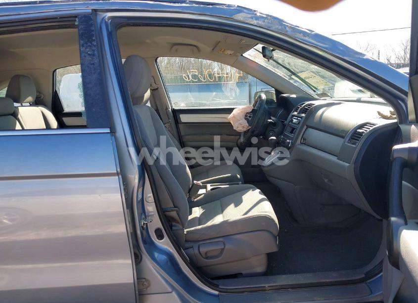 Photo 5 of 2011 Honda Cr-v LX (VIN 5J6RE4H39BL111950)