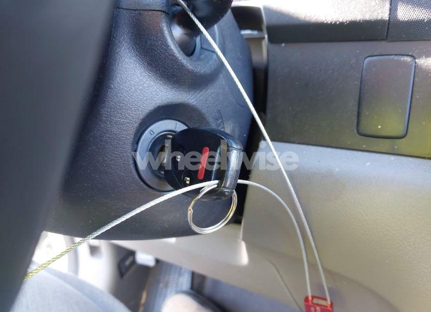 Photo 11 of 2010 Honda Cr-v LX (VIN 5J6RE4H3XAL040479)