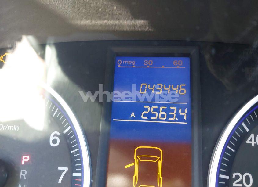 Photo 15 of 2010 Honda Cr-v LX (VIN 5J6RE4H3XAL040479)