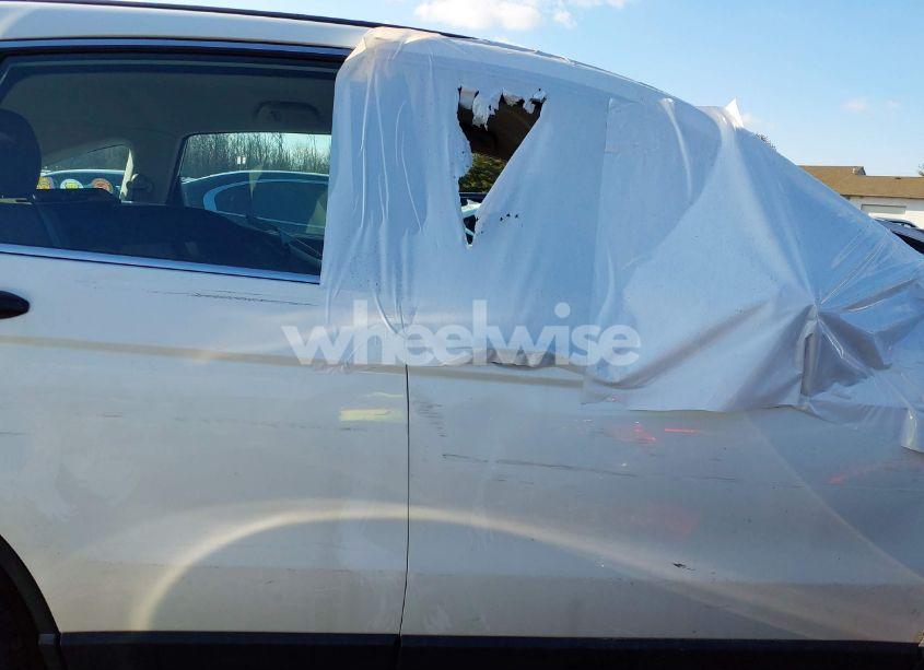 Photo 18 of 2010 Honda Cr-v LX (VIN 5J6RE4H3XAL040479)