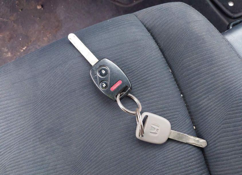 Photo 11 of 2010 Honda Cr-v LX (VIN 5J6RE4H3XAL051921)