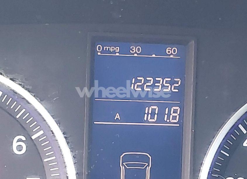 Photo 15 of 2010 Honda Cr-v LX (VIN 5J6RE4H3XAL082666)