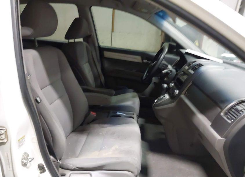 Photo 5 of 2011 Honda Cr-v LX (VIN 5J6RE4H3XBL064623)