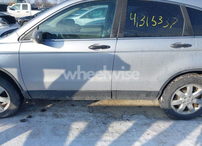 Photo 13 of 2011 Honda Cr-v SE (VIN 5J6RE4H40BL000180)