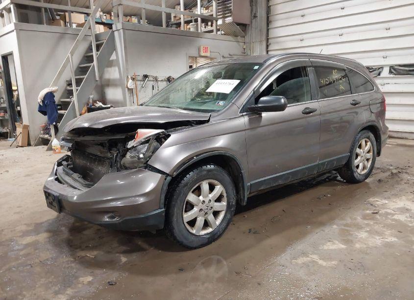 Photo 2 of 2011 Honda Cr-v SE (VIN 5J6RE4H40BL064011)