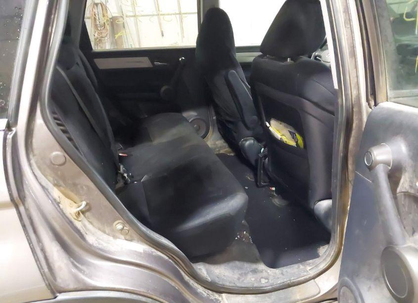 Photo 8 of 2011 Honda Cr-v SE (VIN 5J6RE4H40BL064011)