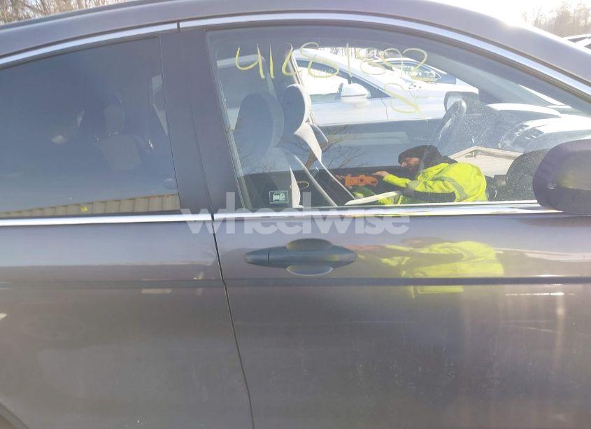 Photo 14 of 2011 Honda Cr-v SE (VIN 5J6RE4H41BL090780)