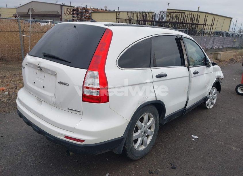 Photo 4 of 2011 Honda Cr-v SE (VIN 5J6RE4H41BL092884)