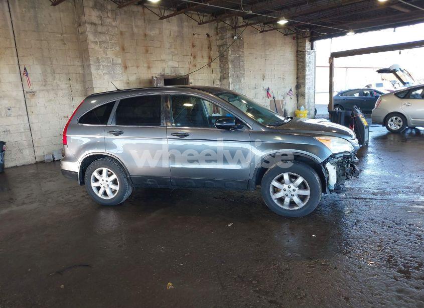 Photo 14 of 2011 Honda Cr-v SE (VIN 5J6RE4H42BL011049)