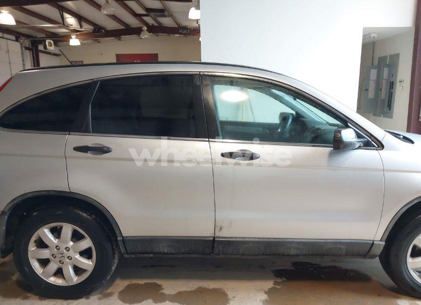 Photo 13 of 2011 Honda Cr-v SE (VIN 5J6RE4H42BL040602)