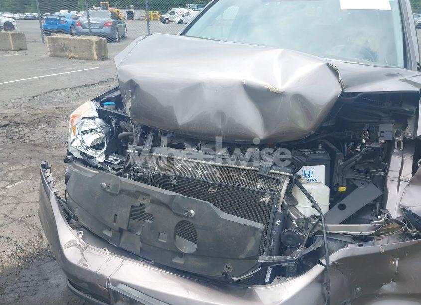 Photo 6 of 2011 Honda Cr-v SE (VIN 5J6RE4H42BL076158)