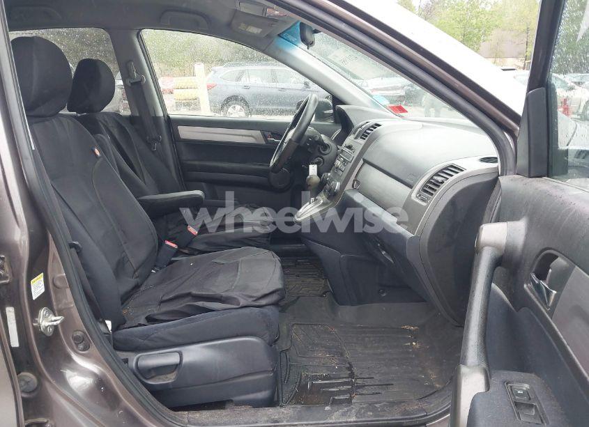 Photo 5 of 2011 Honda Cr-v SE (VIN 5J6RE4H43BL071857)