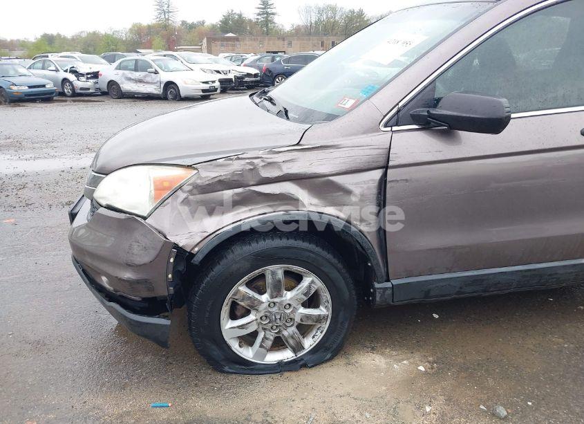 Photo 6 of 2011 Honda Cr-v SE (VIN 5J6RE4H43BL071857)