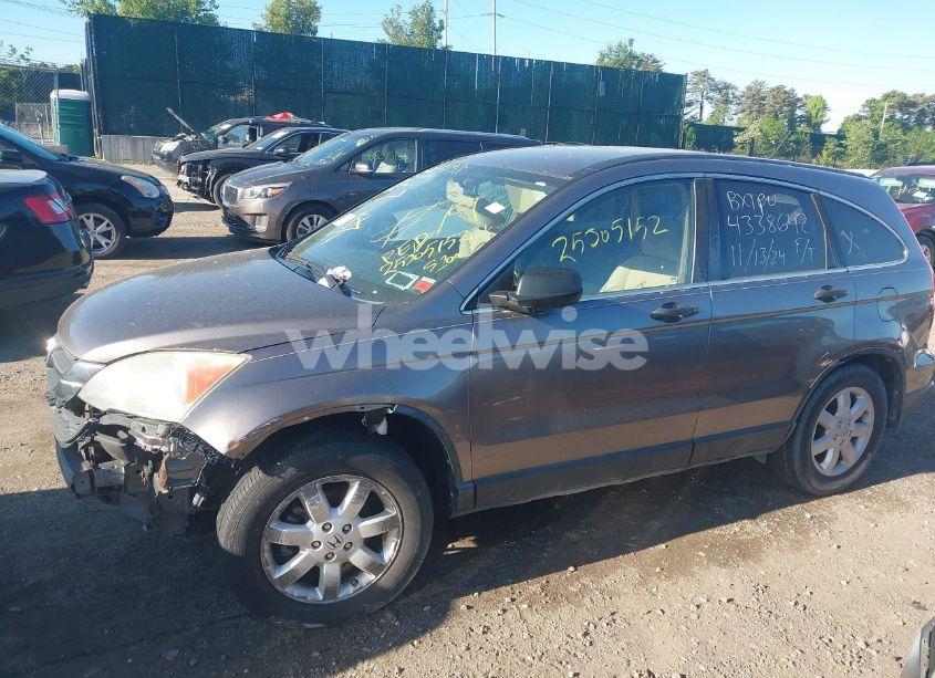 Photo 13 of 2011 Honda Cr-v SE (VIN 5J6RE4H43BL075617)