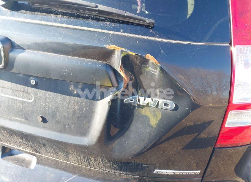 Photo 6 of 2011 Honda Cr-v SE (VIN 5J6RE4H43BL083832)