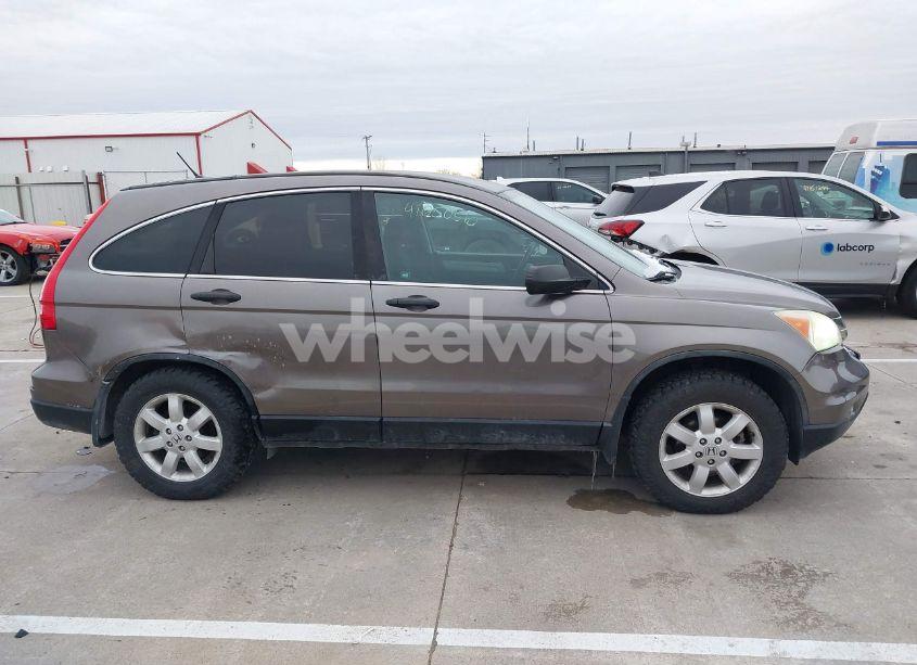 Photo 13 of 2011 Honda Cr-v SE (VIN 5J6RE4H43BL121026)