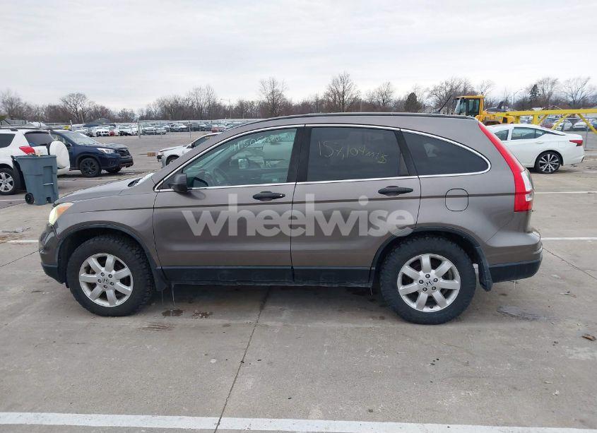 Photo 14 of 2011 Honda Cr-v SE (VIN 5J6RE4H43BL121026)