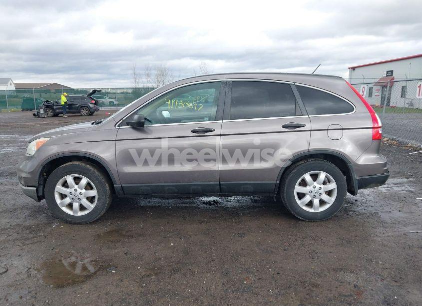 Photo 14 of 2011 Honda Cr-v SE (VIN 5J6RE4H47BL061171)