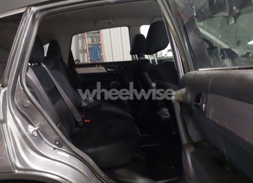 Photo 8 of 2011 Honda Cr-v SE (VIN 5J6RE4H47BL120557)