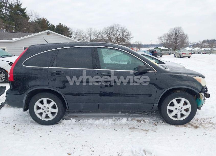 Photo 14 of 2011 Honda Cr-v SE (VIN 5J6RE4H48BL000556)