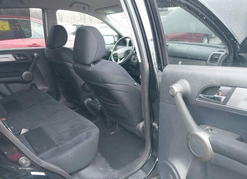 Photo 8 of 2011 Honda Cr-v SE (VIN 5J6RE4H49BL038989)