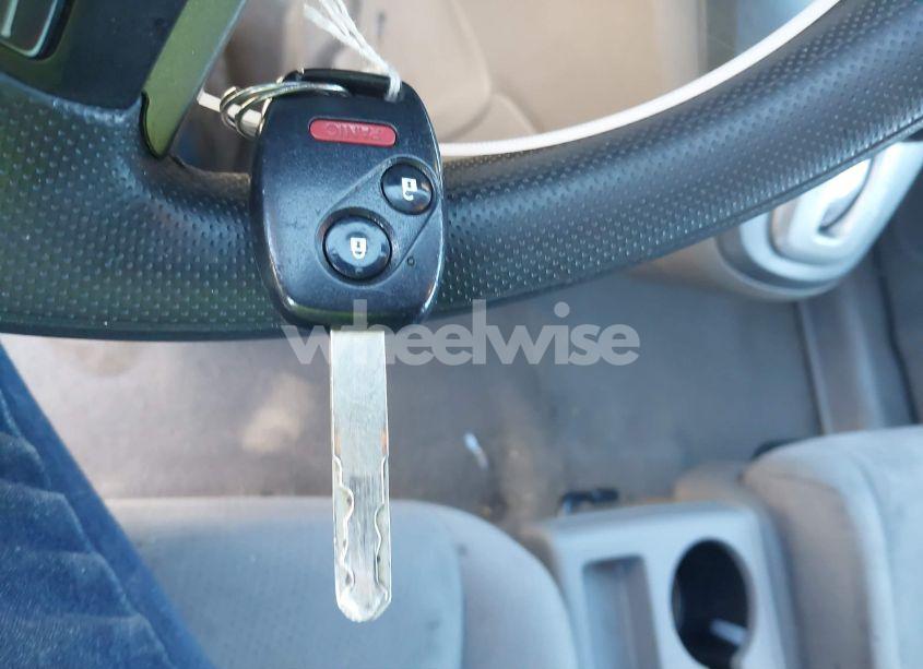 Photo 11 of 2011 Honda Cr-v EX (VIN 5J6RE4H55BL050985)