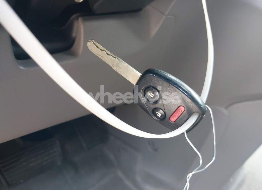 Photo 11 of 2010 Honda Cr-v EX-L (VIN 5J6RE4H70AL025105)