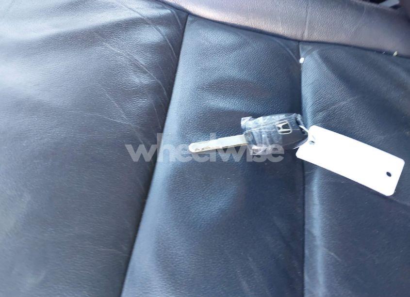 Photo 11 of 2011 Honda Cr-v EX-L (VIN 5J6RE4H70BL076377)