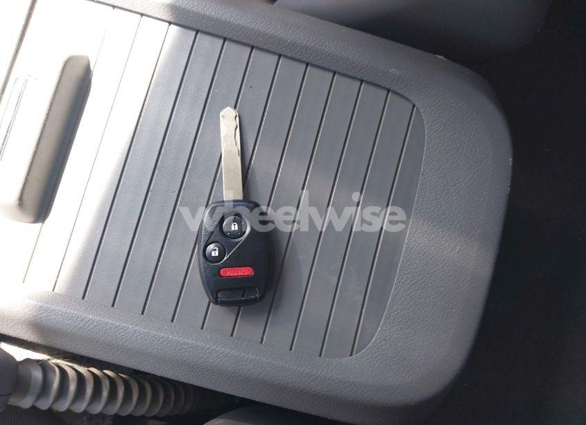 Photo 11 of 2011 Honda Cr-v EX-L (VIN 5J6RE4H73BL120646)