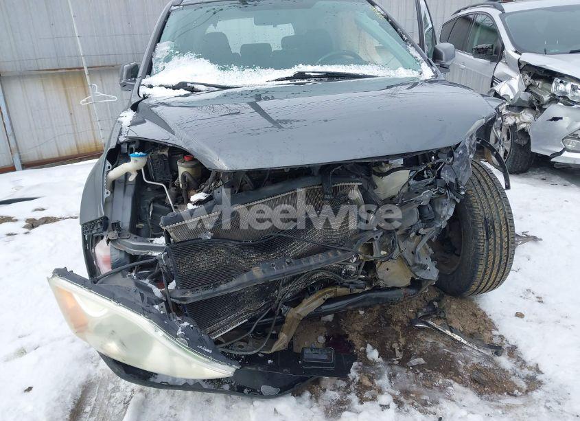 Photo 6 of 2010 Honda Cr-v EX-L (VIN 5J6RE4H74AL047673)