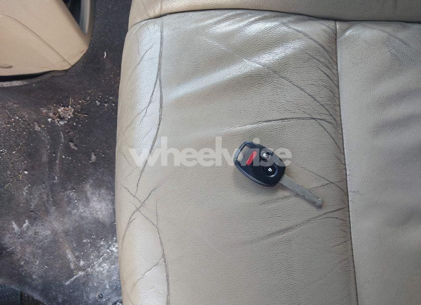 Photo 11 of 2010 Honda Cr-v EX-L (VIN 5J6RE4H75AL009109)