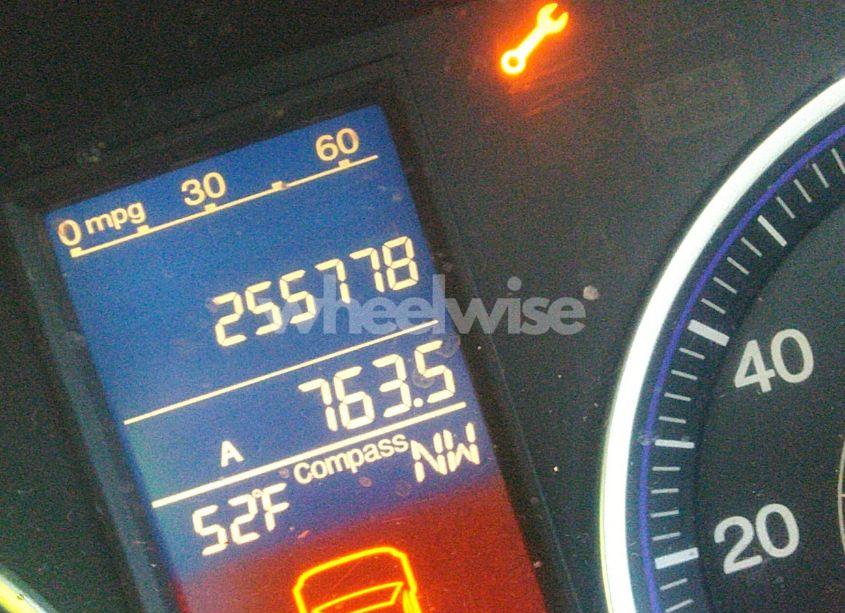 Photo 15 of 2010 Honda Cr-v EX-L (VIN 5J6RE4H76AL056133)